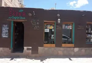 Café y libros en Ekeka
