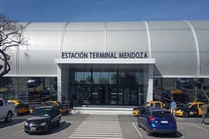 Como llegar a San Juan desde Mendoza en Bús