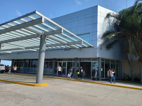 Como llegar del aeropuerto de Corrientes al centro
